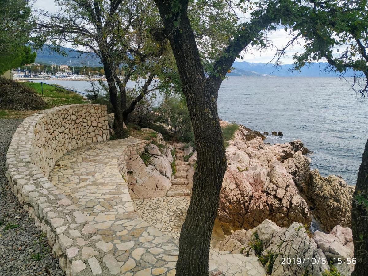 Apartments Maricic 200 Meters From The Beach Novi Vinodolski Dış mekan fotoğraf