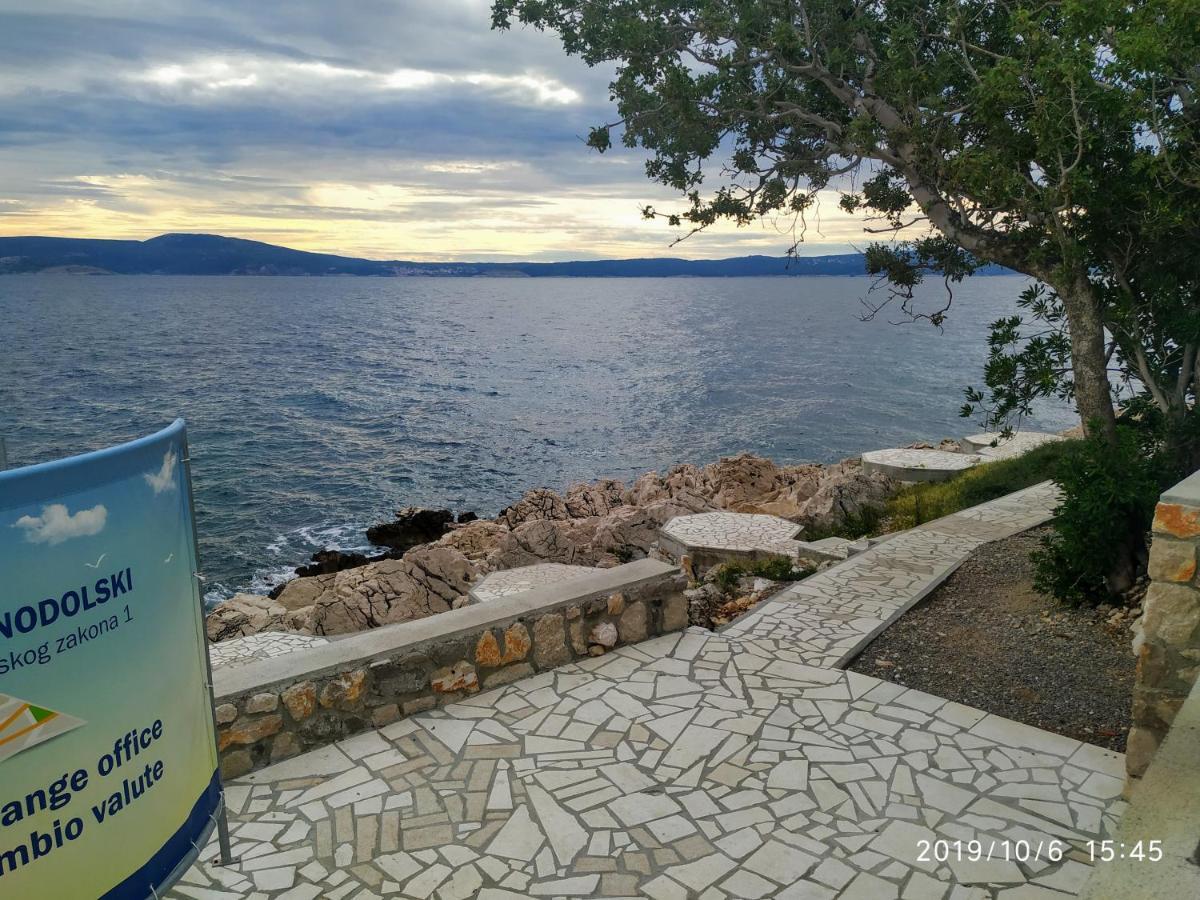 Apartments Maricic 200 Meters From The Beach Novi Vinodolski Dış mekan fotoğraf